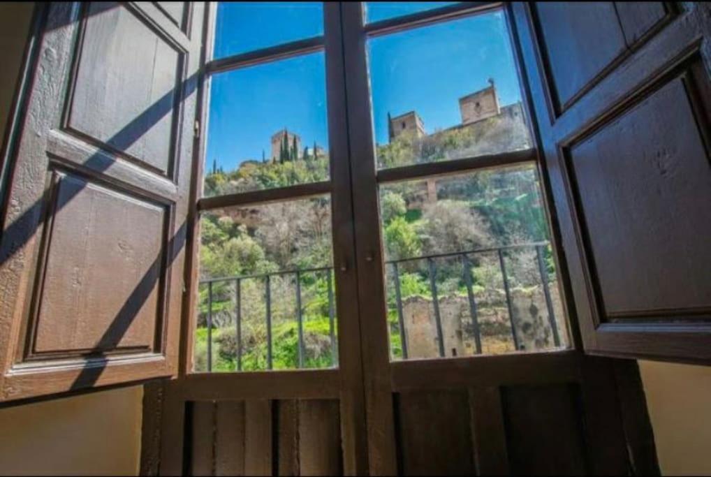 Alhambra Enamora 1 -Paseo De Los Tristes View 1 -C グラナダ エクステリア 写真