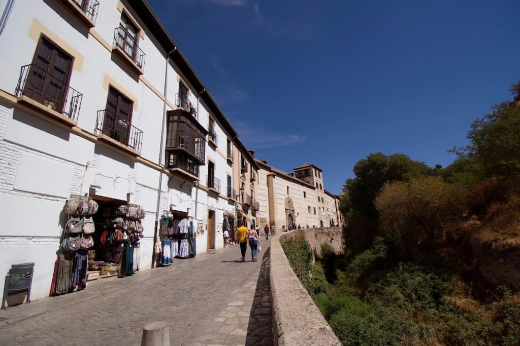 Alhambra Enamora 1 -Paseo De Los Tristes View 1 -C グラナダ エクステリア 写真